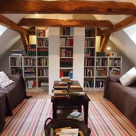 Apartament Gut-rattelvitz-galerie-e-hochwertig-sauna-kamin-etankstelle-spielscheune-15-000qm-park-land *