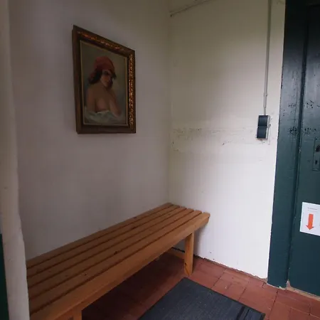 Gut Rattelvitz Galerie E, Hochwertig, Sauna, Kamin, Etankstelle, Spielscheune, 15.000qm Park Land Apartment *