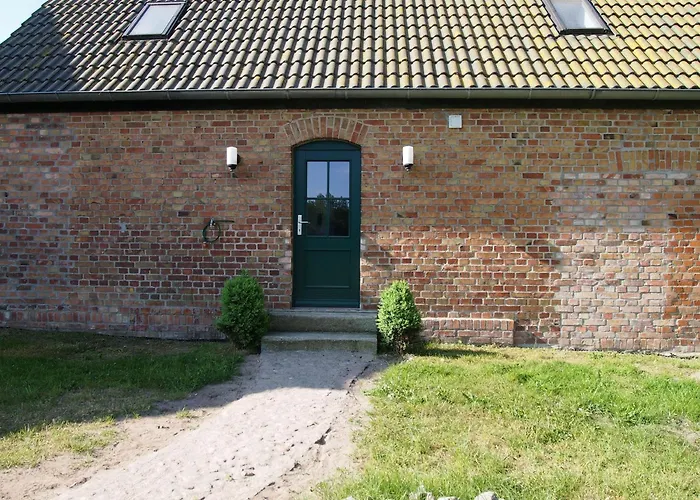 Appartamento Gut-rattelvitz-galerie-e-hochwertig-sauna-kamin-etankstelle-spielscheune-15-000qm-park-land Gingst