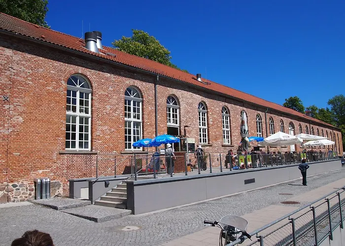 Appartamento Gut-rattelvitz-galerie-e-hochwertig-sauna-kamin-etankstelle-spielscheune-15-000qm-park-land *
